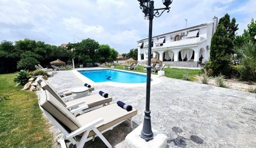 Villa with Private Pool