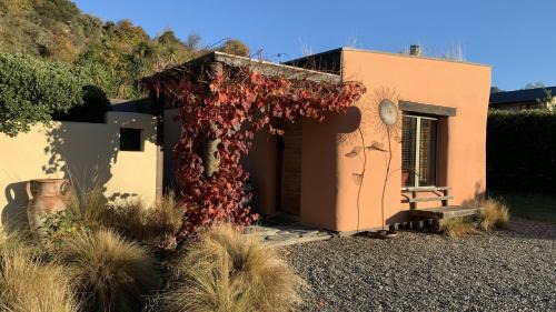 One-Bedroom Bungalow