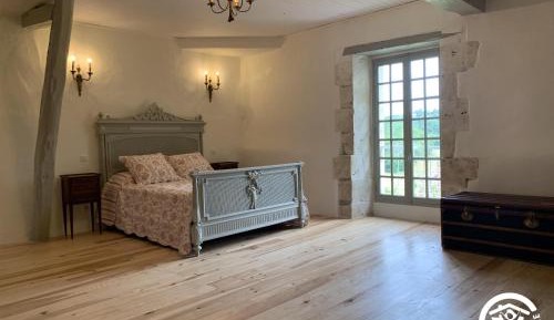 One-Bedroom Suite with Shower