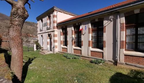 Holiday Home (6 Adults)