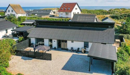 Four-Bedroom Vacation Home