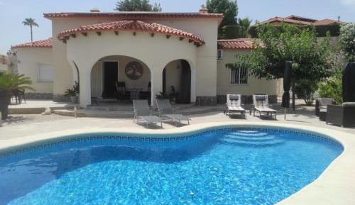 Deluxe Villa