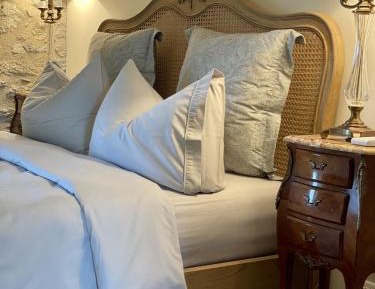 Deluxe Double Room with Shower