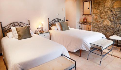 Standard Double Room with Shower
