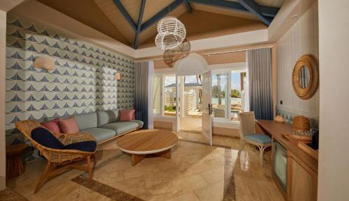 Beach Front Villa (1 Adult) - Adults Only 