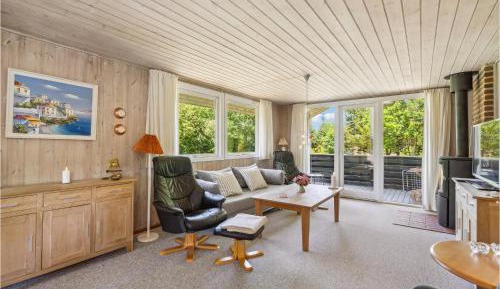 Three-Bedroom Vacation Home 
