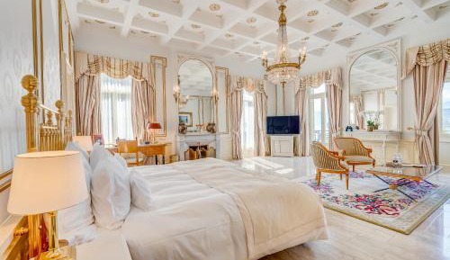 Ritz Suite Lake View