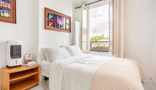 One-Bedroom Family Apartment
