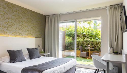 Double Room with Terrace