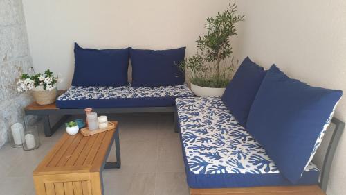 Three Bedroom Apartment with Jacuzzi 