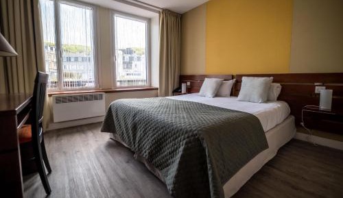Classic Double Room with view on Place Clemenceau