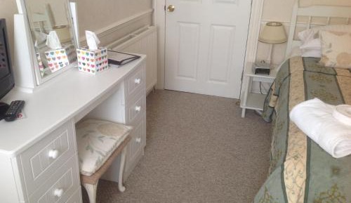 Single Room with Private External Bathroom