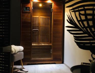 Suite with Sauna