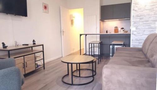 Studio Apartment