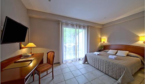 Family Room (4 Adults)