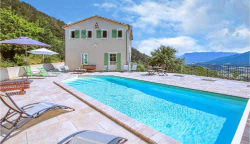 Four-Bedroom Vacation Home