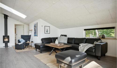Three-Bedroom Vacation Home 