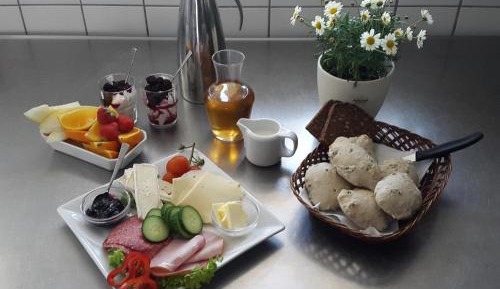 Double Room with Partial Sea View