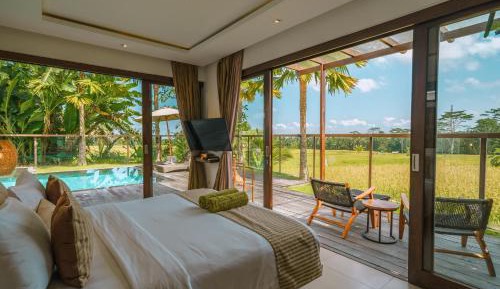 Five-Bedroom Royal Pool Villa Paddy View