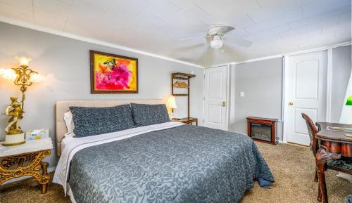 King Room with Mountain View