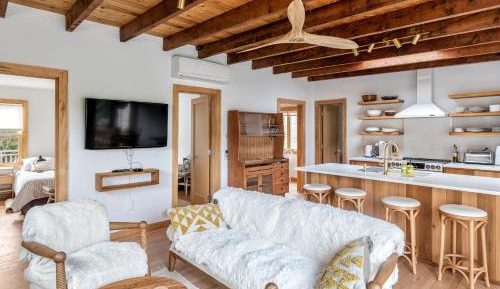 Three-Bedroom Vacation Home 