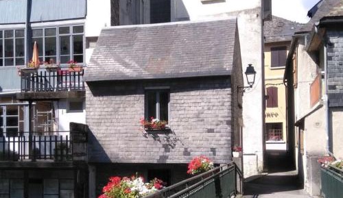 One-Bedroom House