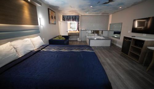 King Room with Spa Bath
