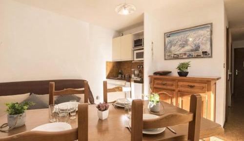 Apartment (4 Adults)
