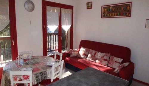 Apartment (6 Adults)
