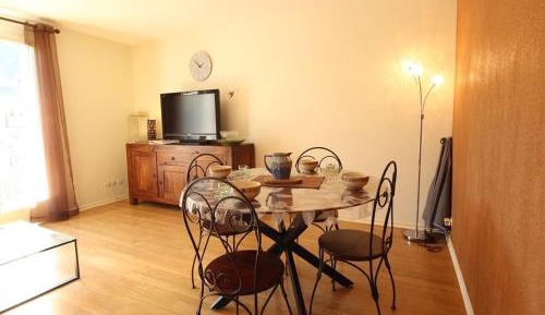 Apartment (4 Adults)