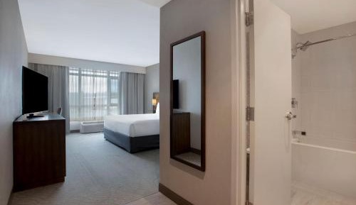 Standard King - Casino View