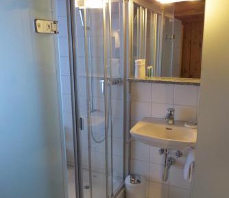 Budget Double Room with Shared Bathroom