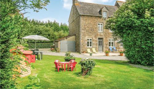 Three-Bedroom Holiday Home 