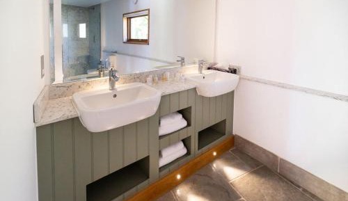 Deluxe Double or Twin Room with Garden View