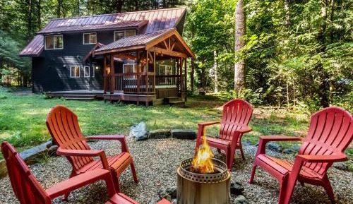 Three-Bedroom Vacation Home 