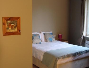 Two-Bedroom Apartment 2 Bathroom