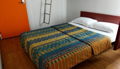 Triple Room with Shared Bathroom