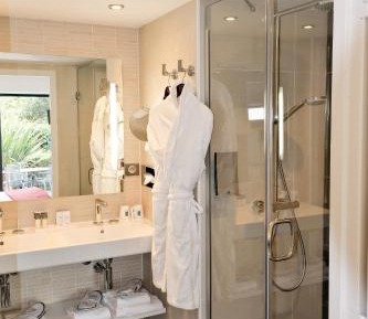 Premium Suite with Garden View