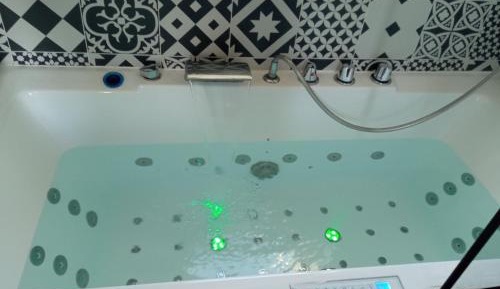 Double Room with Spa Bath