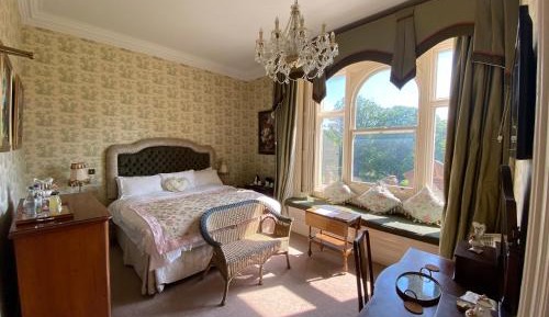 King Room with Garden View