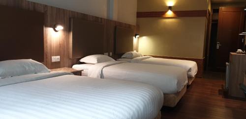 Deluxe Quadruple Room