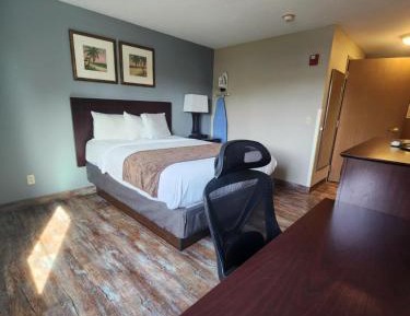 Queen Room - Disability Access