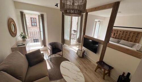 Apartment with Balcony