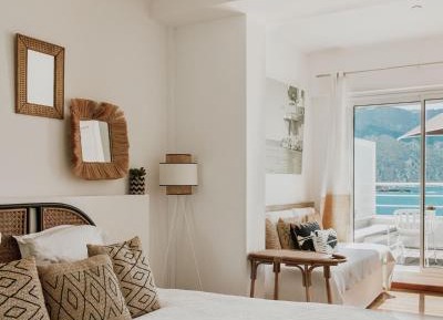 Mini Family Suite with Sea View and Balcony