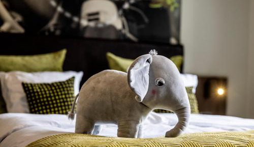 Grand Courtyard Terrace