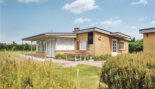 Three-Bedroom Vacation Home 