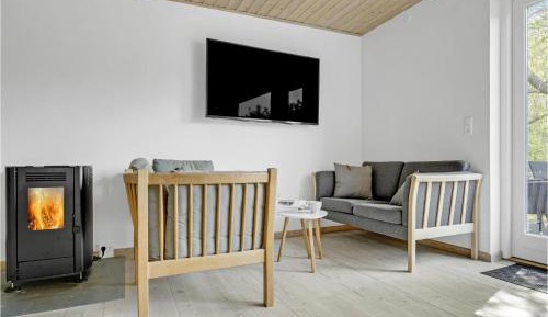 Two-Bedroom Holiday Home