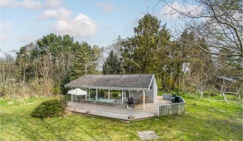 Three-Bedroom Vacation Home 