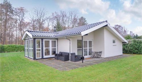 Three-Bedroom Vacation Home 
