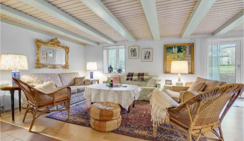 Three-Bedroom Vacation Home 